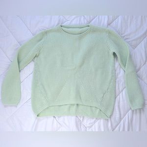 UNKNOWN BRAND/HANDMADE? PASTEL GREEN KNIT SWEATER